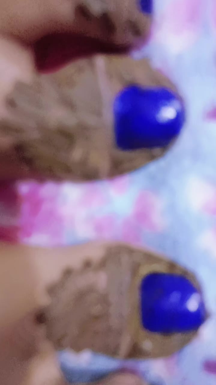@Sanu🫀😘
