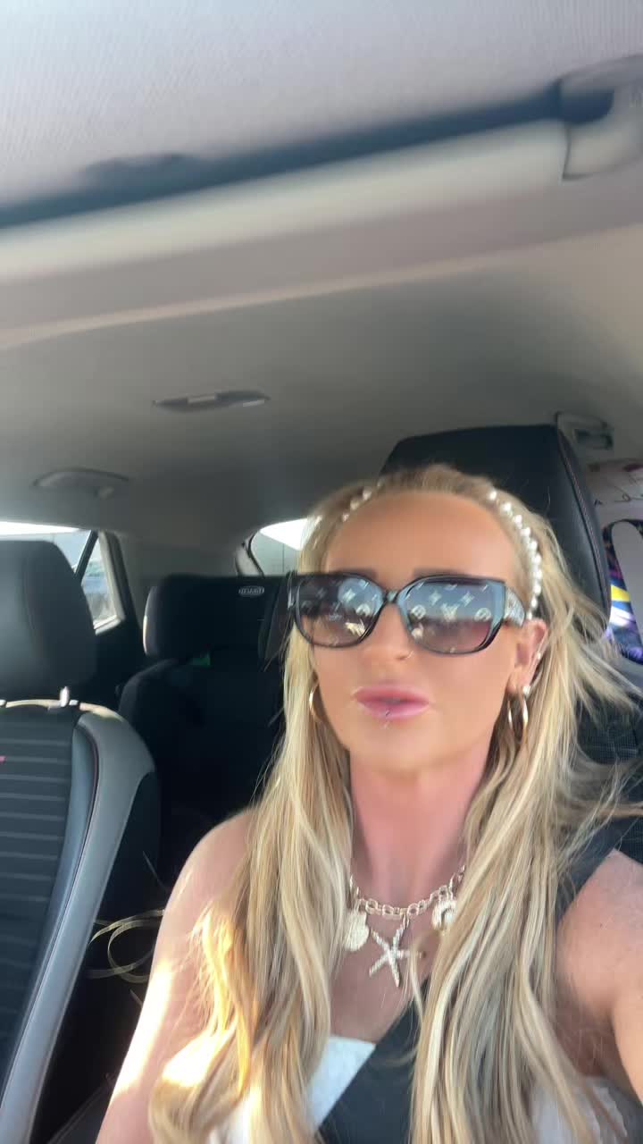 @Kay Dee