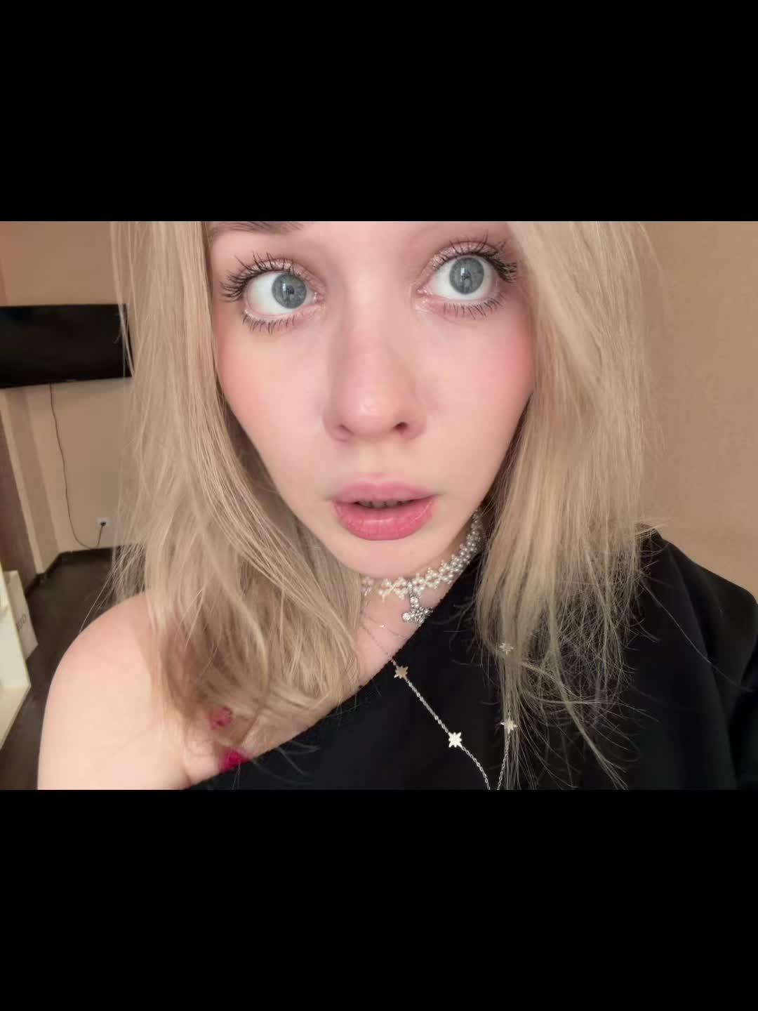@kkk