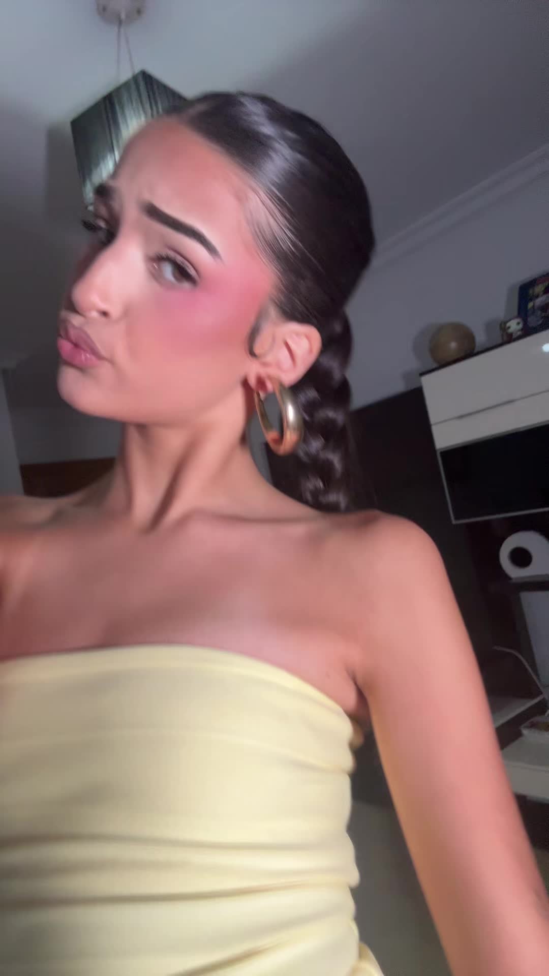 @chloecalvache_