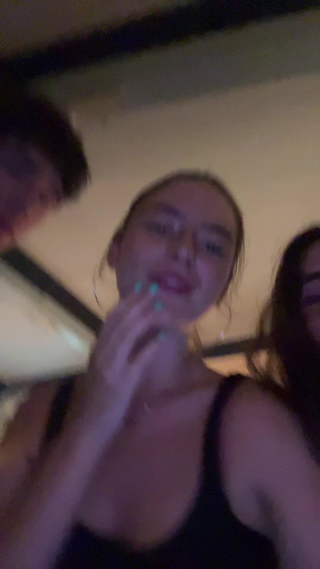 @Ines