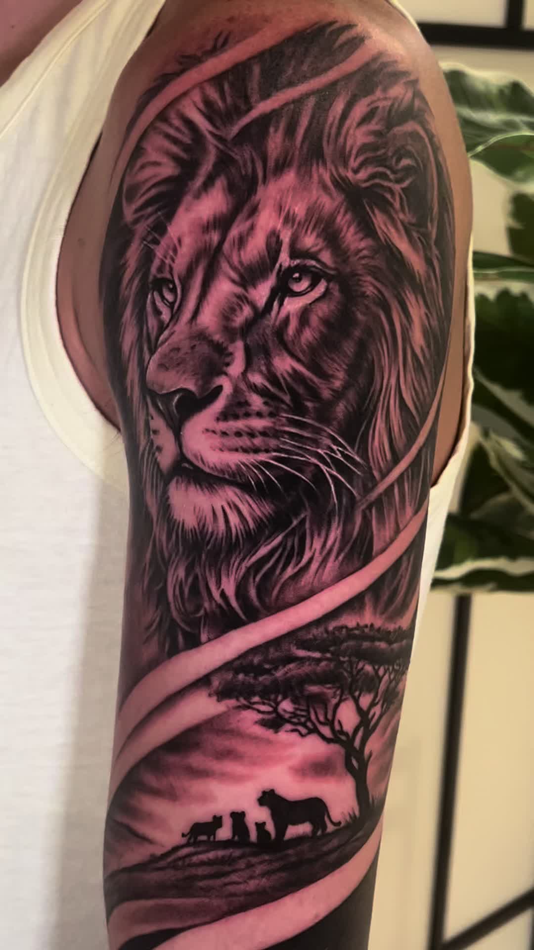 @Omar Mejias Tattoo