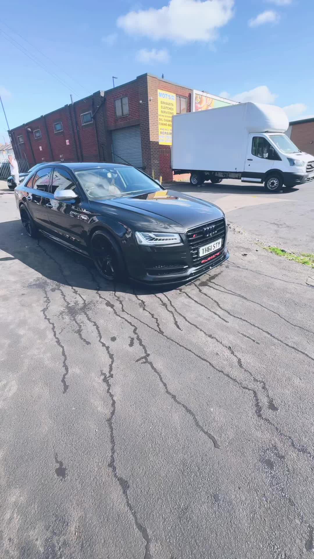 @Erik S8 AUDI