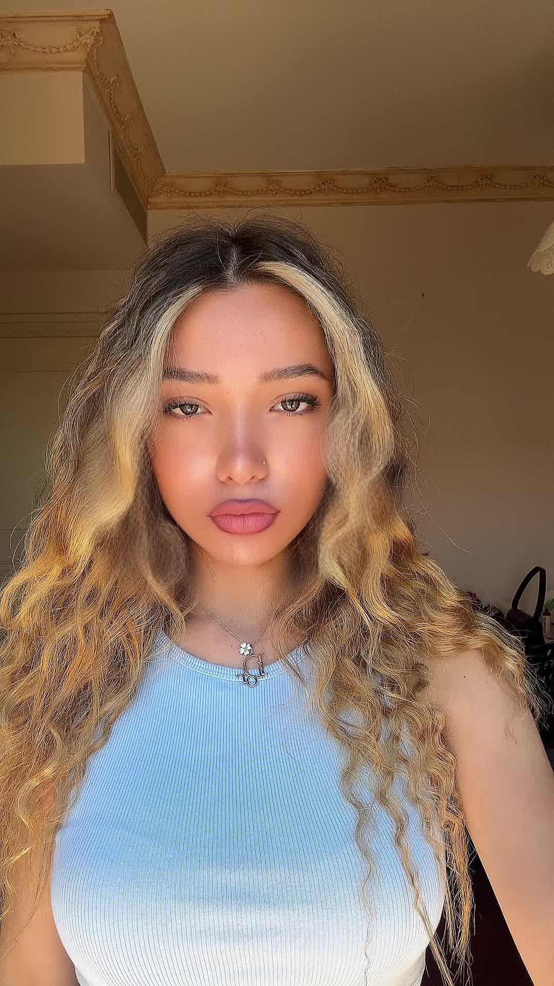 @markellaki__