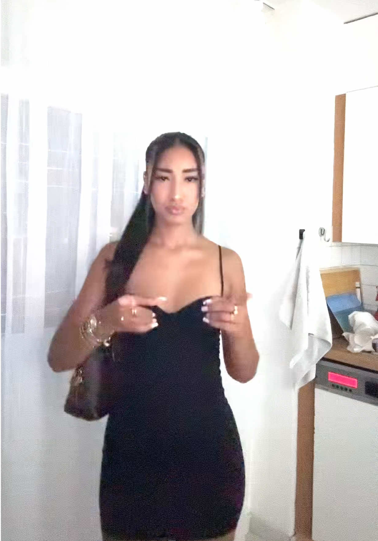 @S O F I A 🍸🐈&zwj;⬛