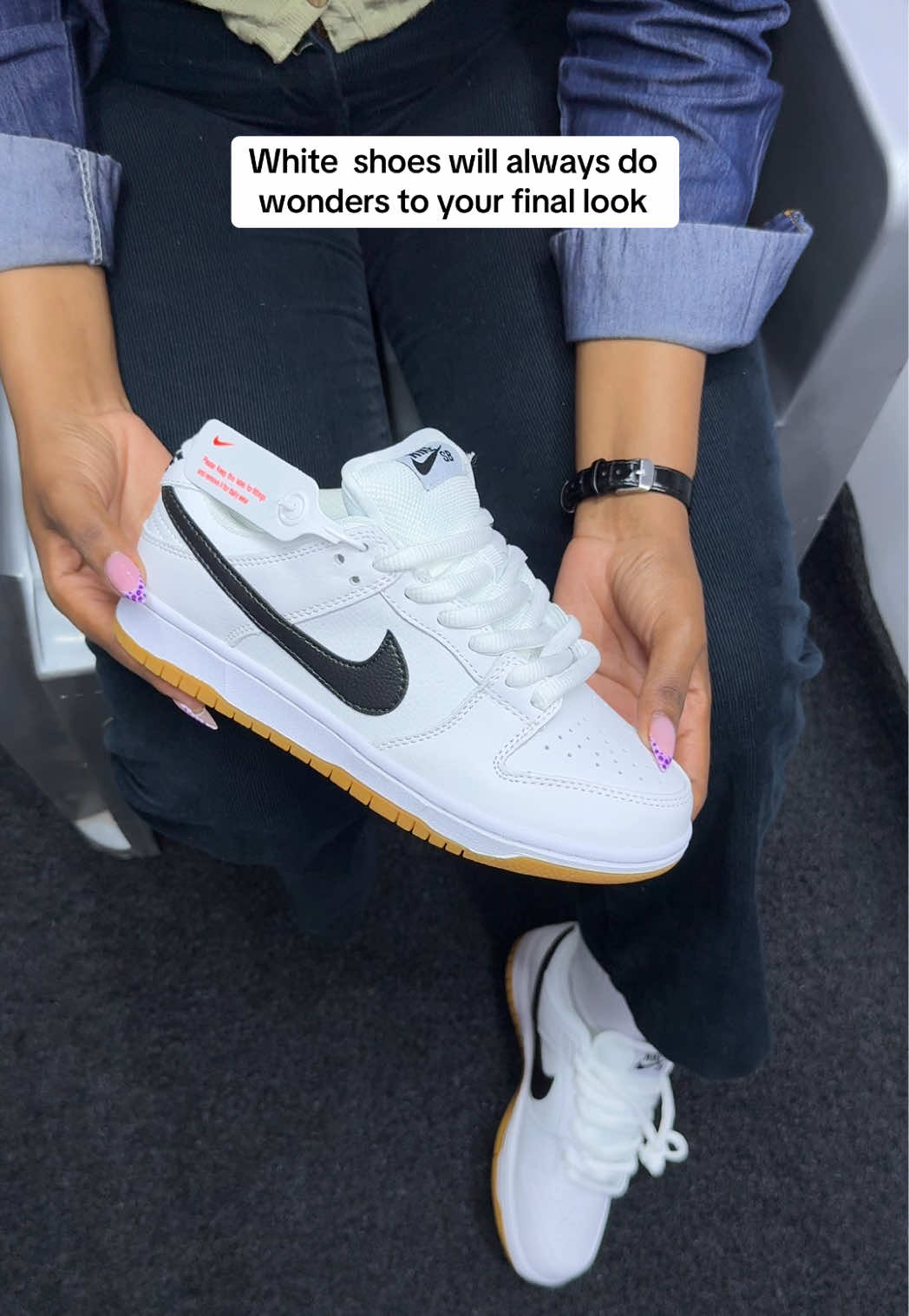 @NAIROBI SNEAKERS™️