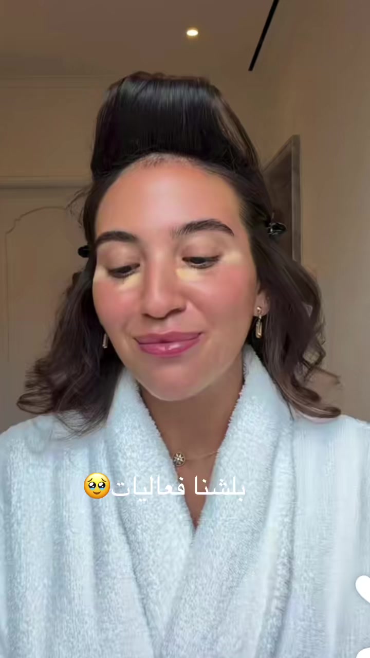 @Mashahirnews