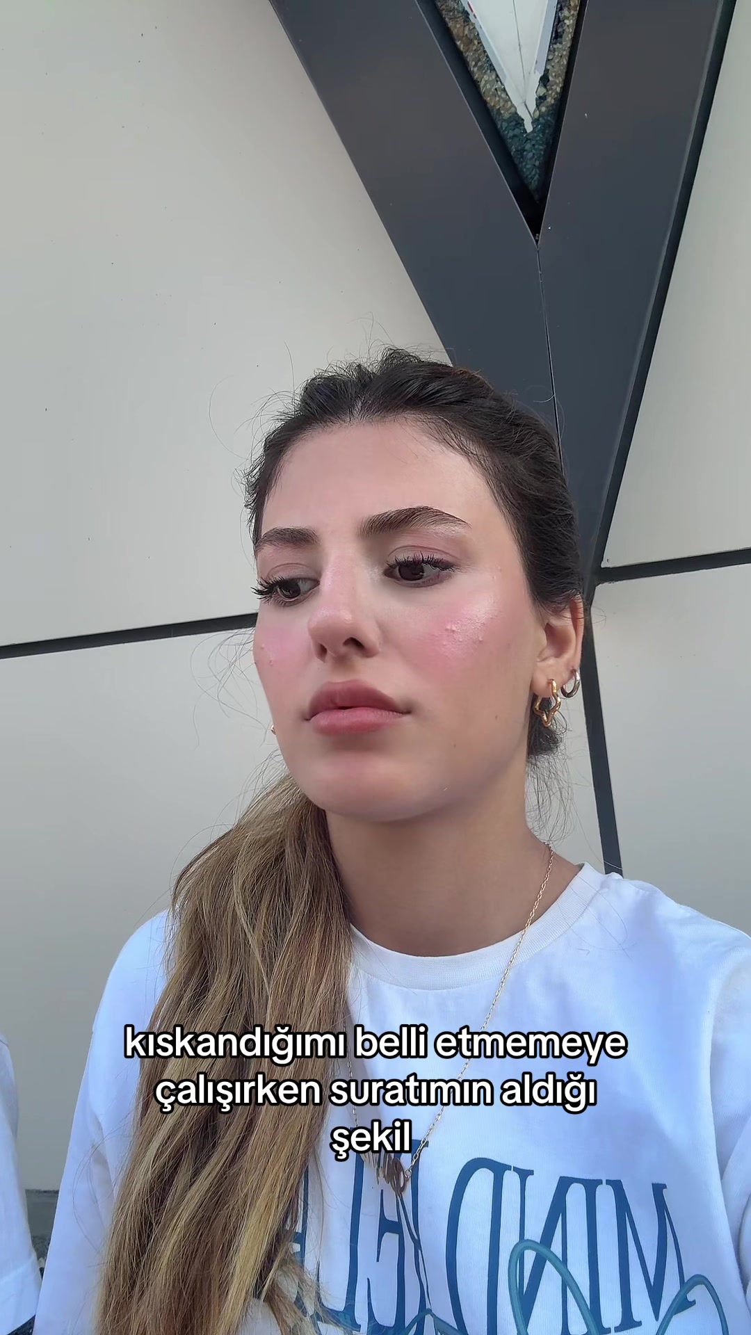 @b&uuml;şra