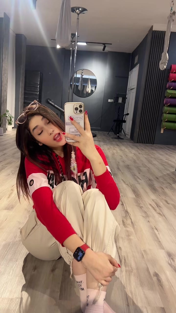 @Baharii.iii