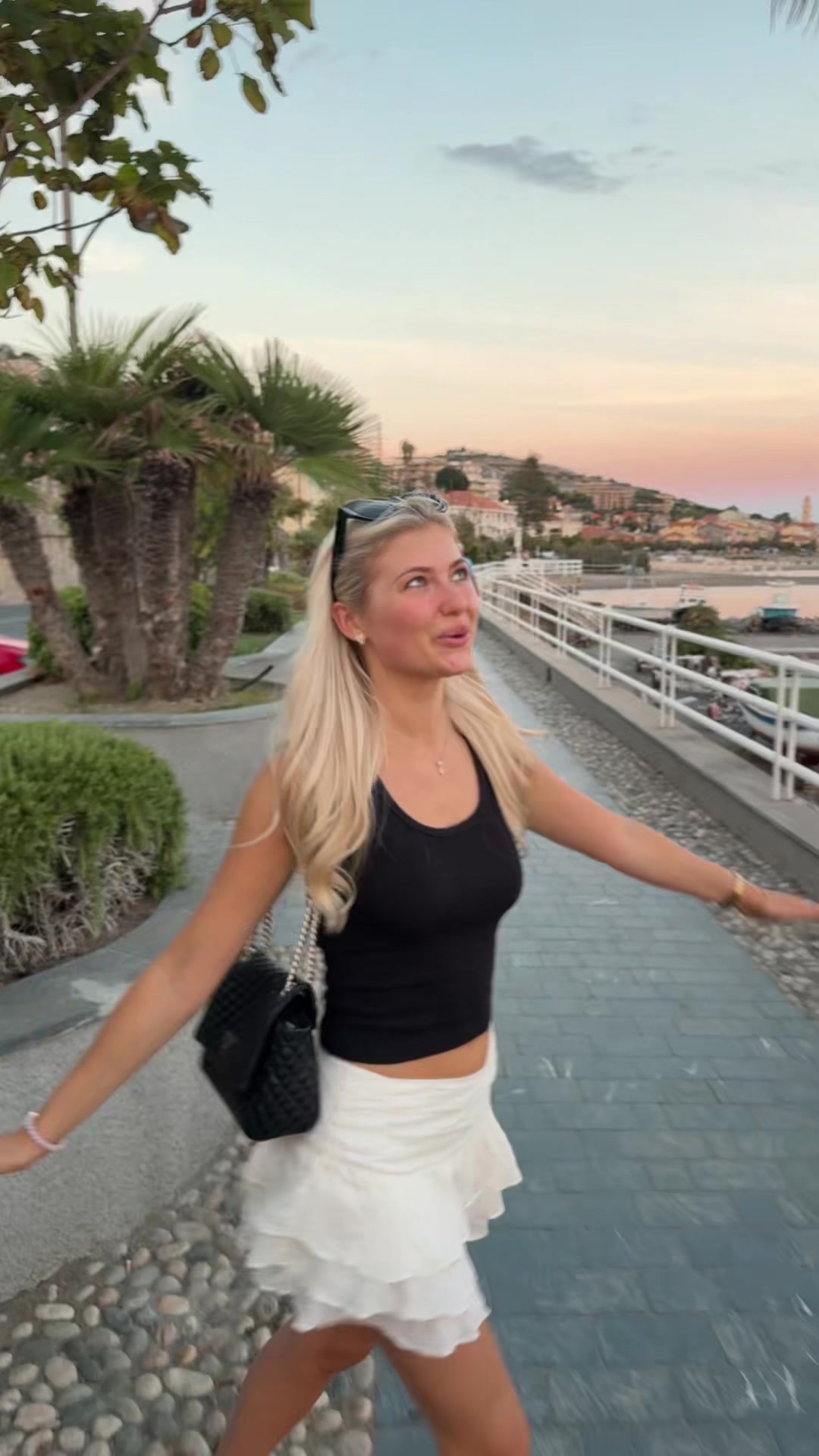 @Blondin_tea
