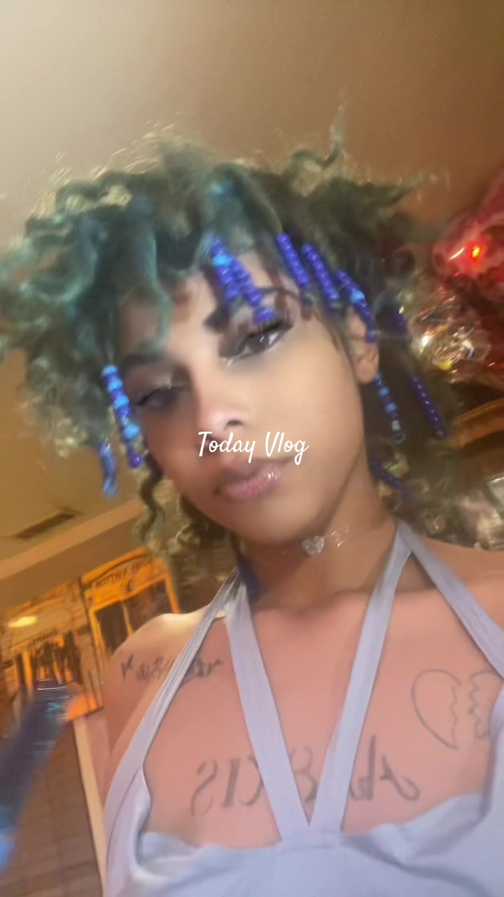 @Its_lexii