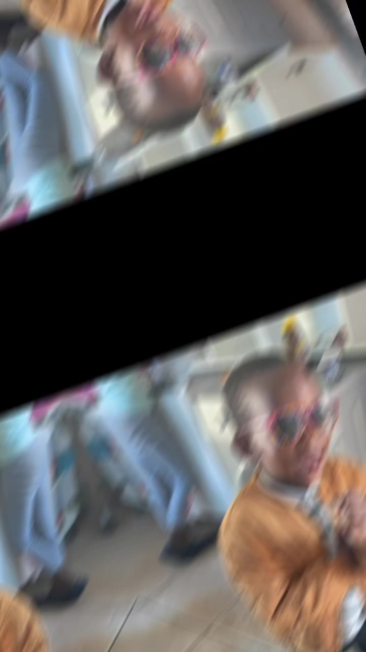 @MahlanguC