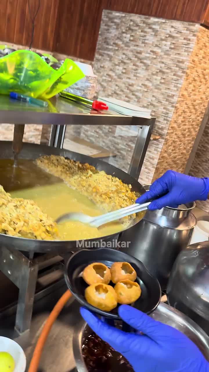 @Mi Mumbaiker