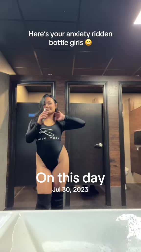@ttylmel🇰🇭🇨🇻