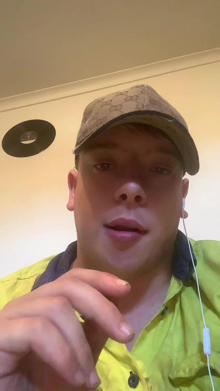 @TopBlokeBradley