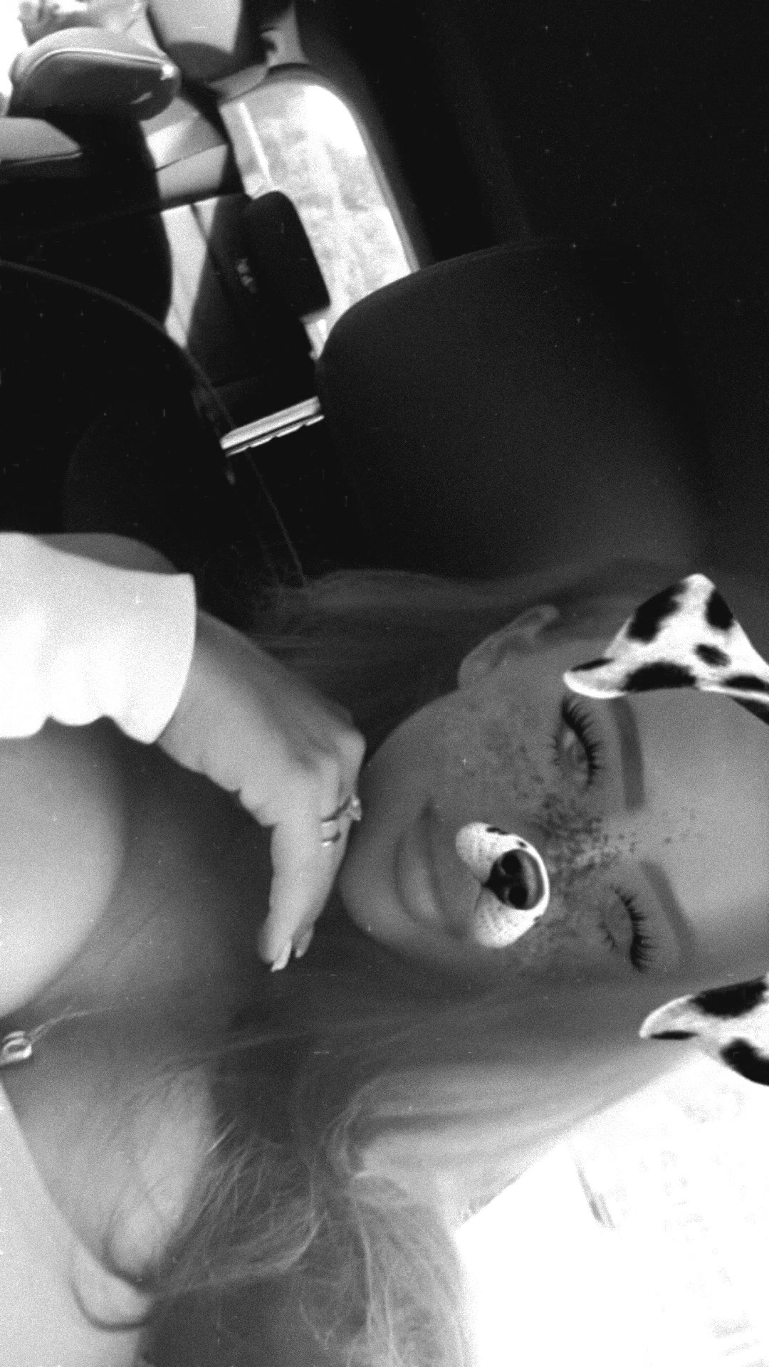@Theresaxdelaney