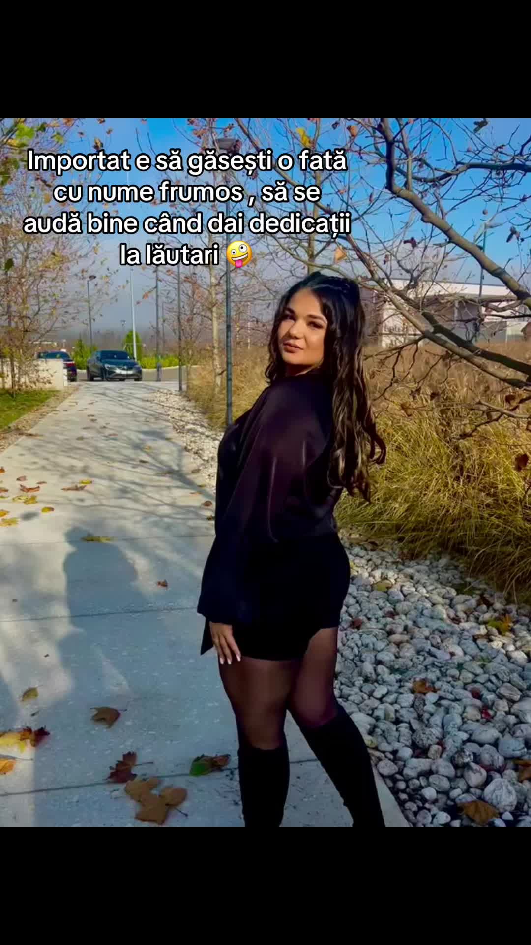 @D E L I A🩶