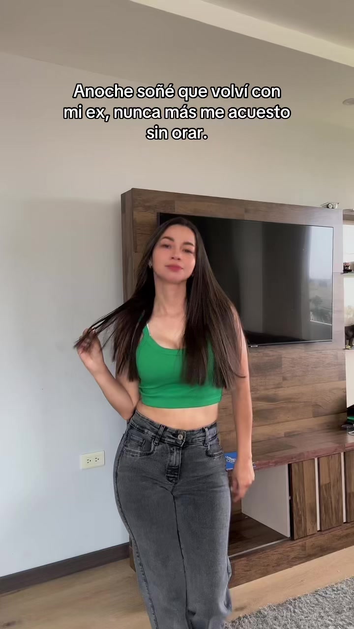 @Jenn 💿