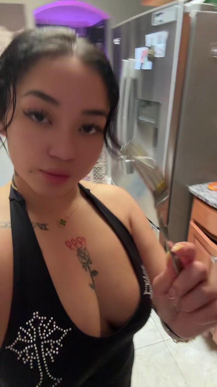 @Asia4keeps