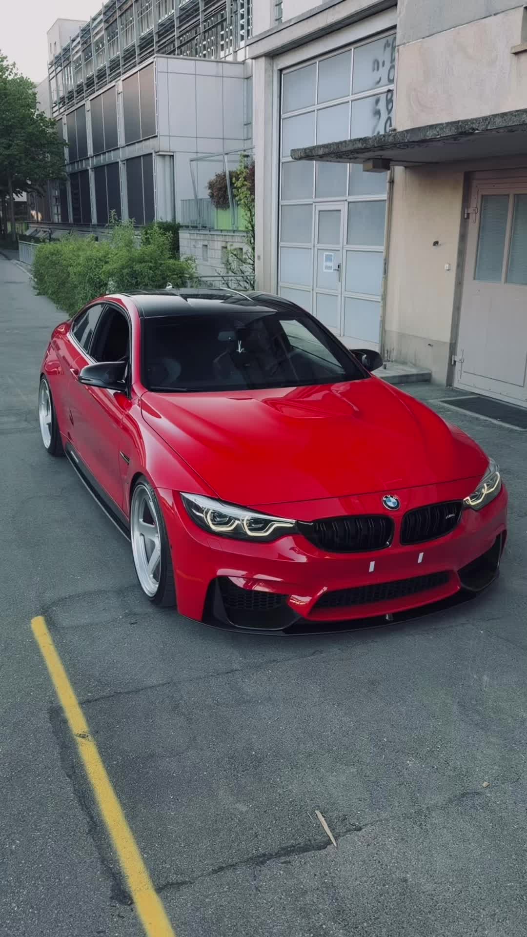 @F82 Rosso Corsa