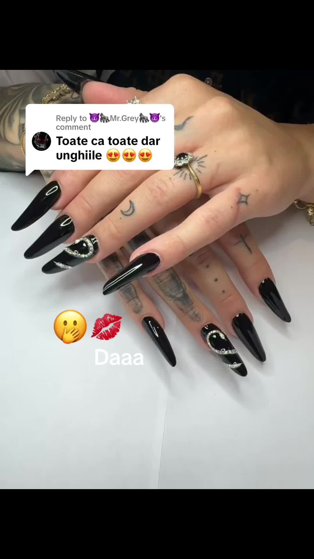 @🖤Valentina 🦂