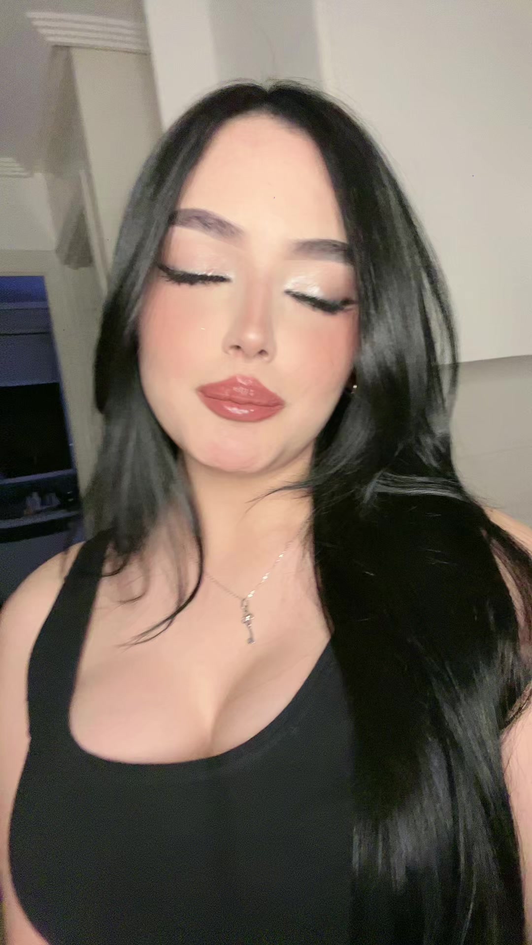 @nikill_19