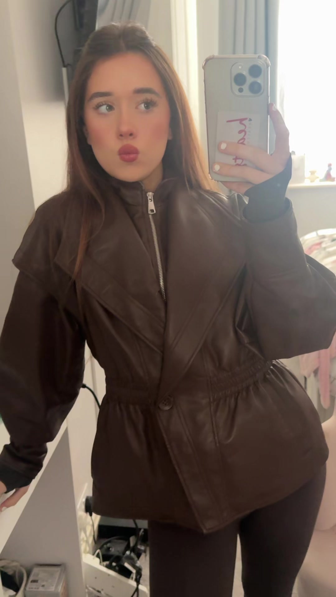 @𝐁ꨄ