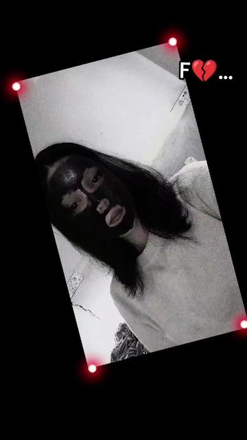@Laura_🫶🏻
