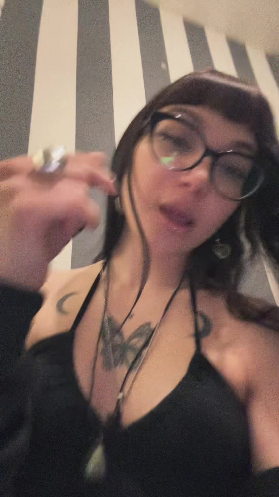 @★ gio ★