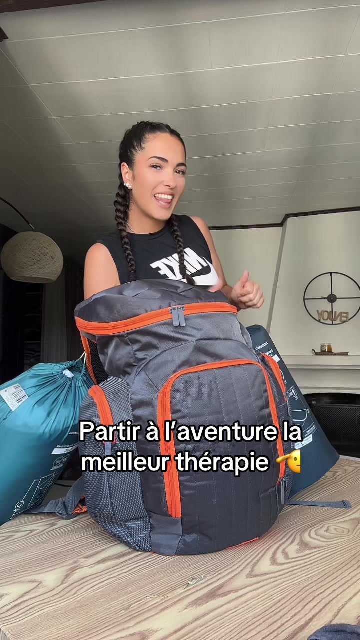 @Ana&iuml;s Gobin