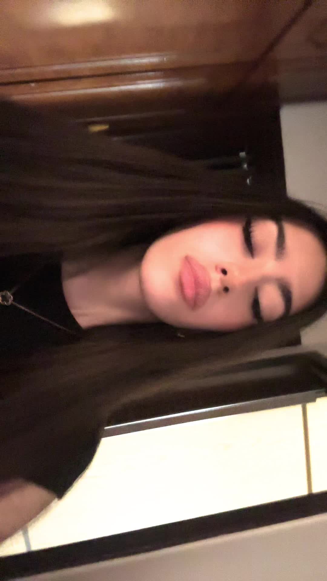 @𝐢𝐳𝐚𝐛𝐞𝐥𝐚🇦🇱