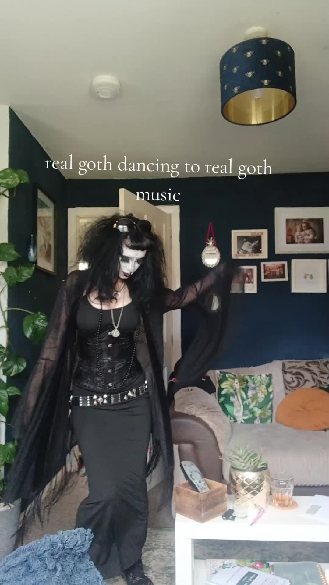 @𝖃𝖆𝖊