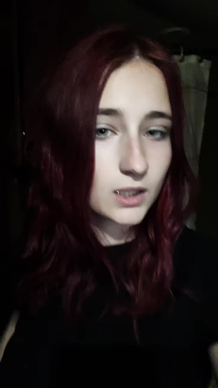 @👻
