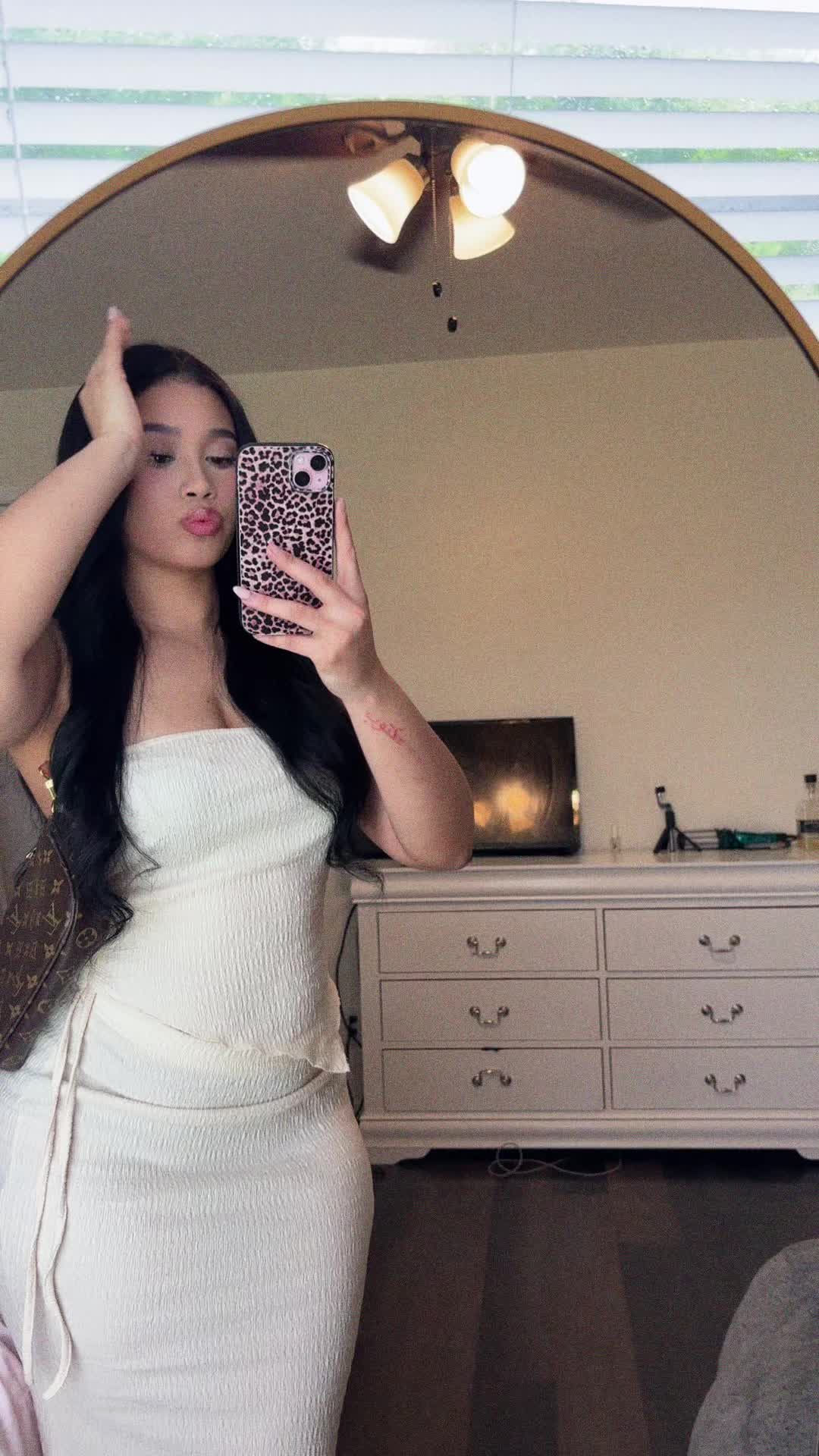 @itsqueennnmonicaa