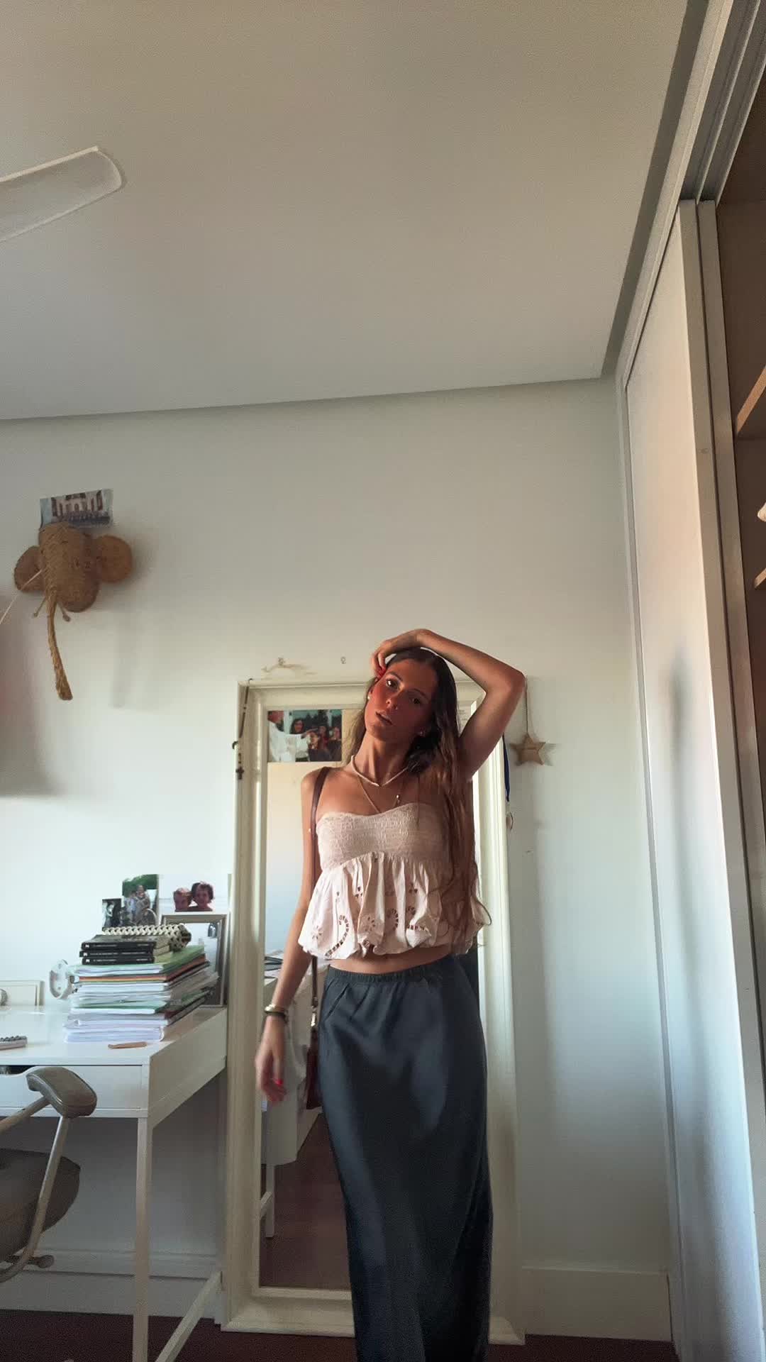 @pilarechavarrii