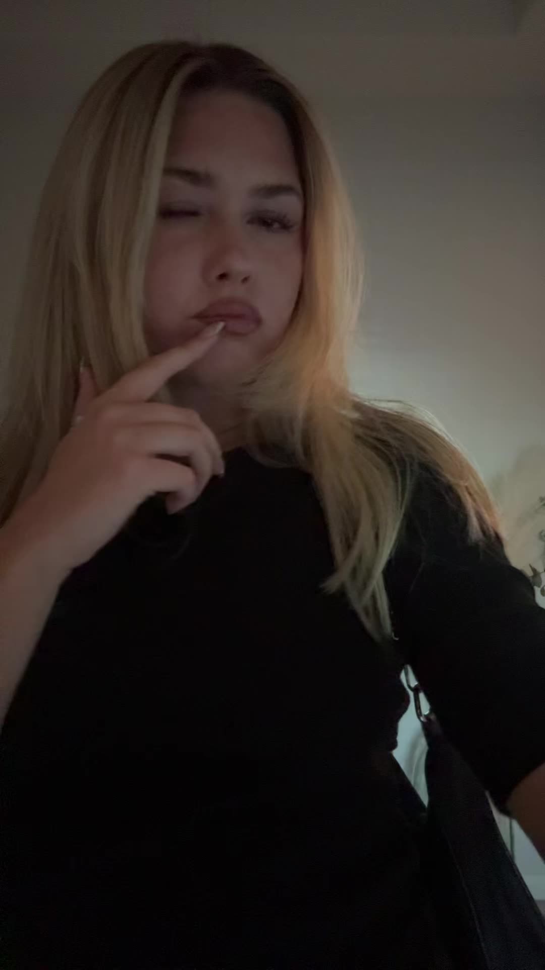 @caylee