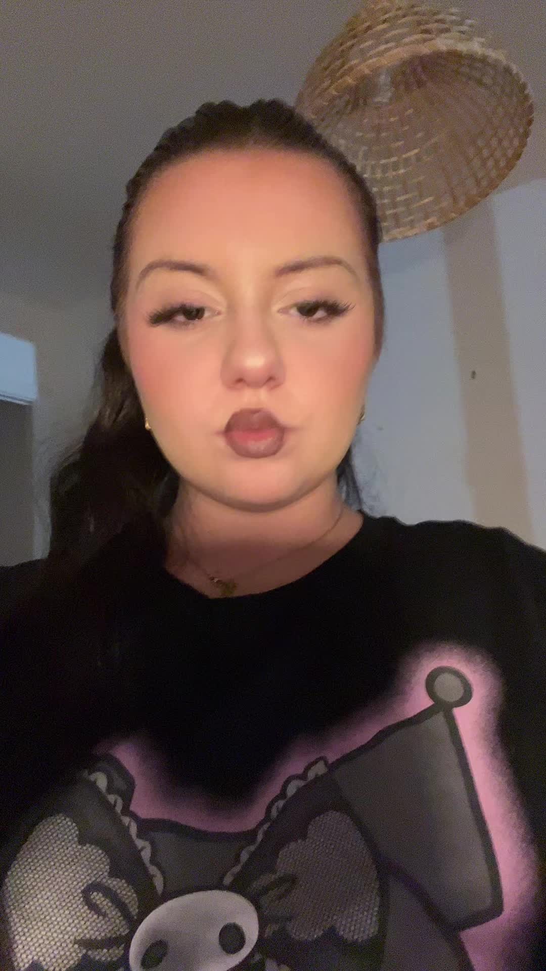 @𝐥𝐮𝐜𝐢𝐚𒉭