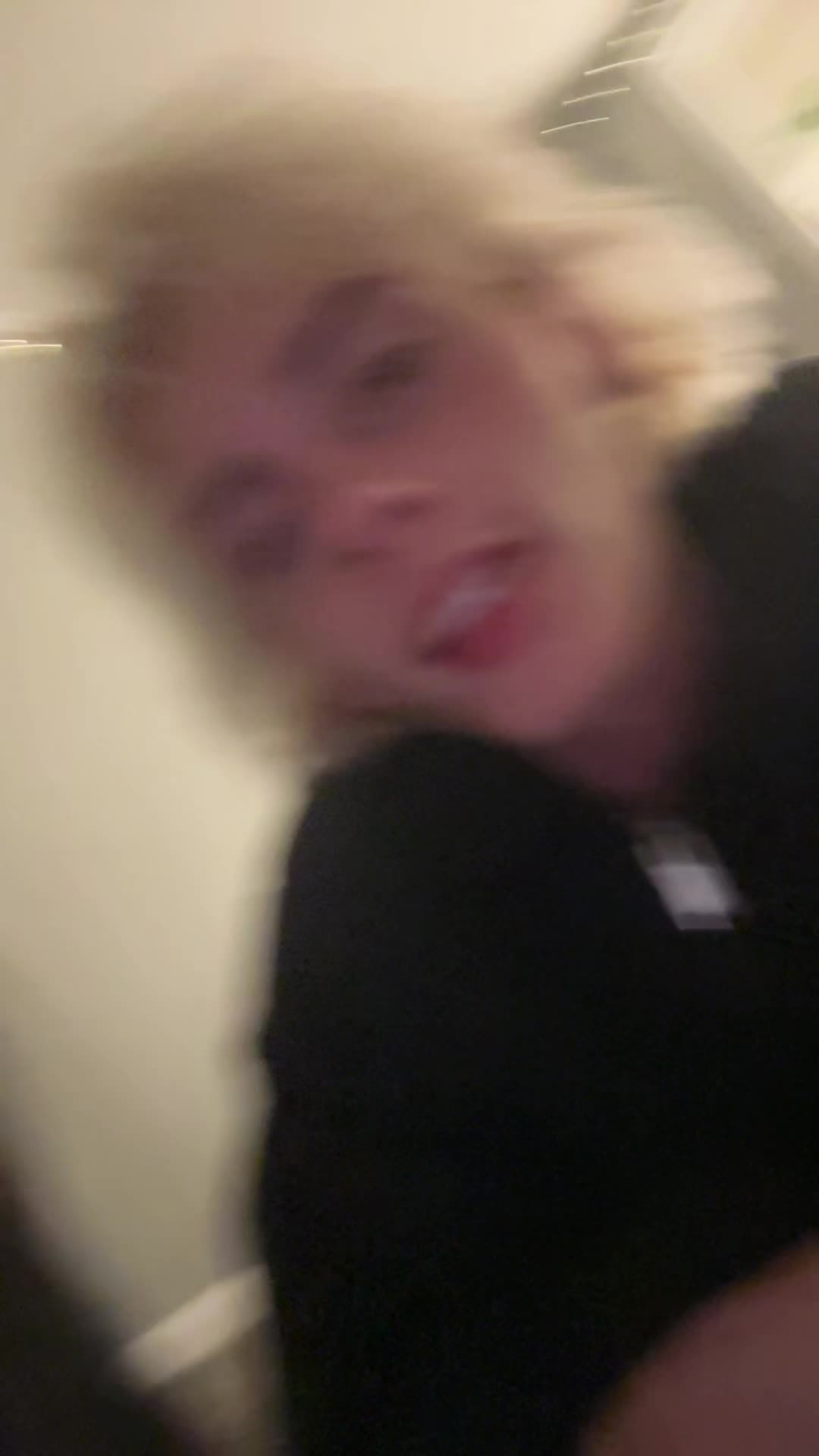 @caroline