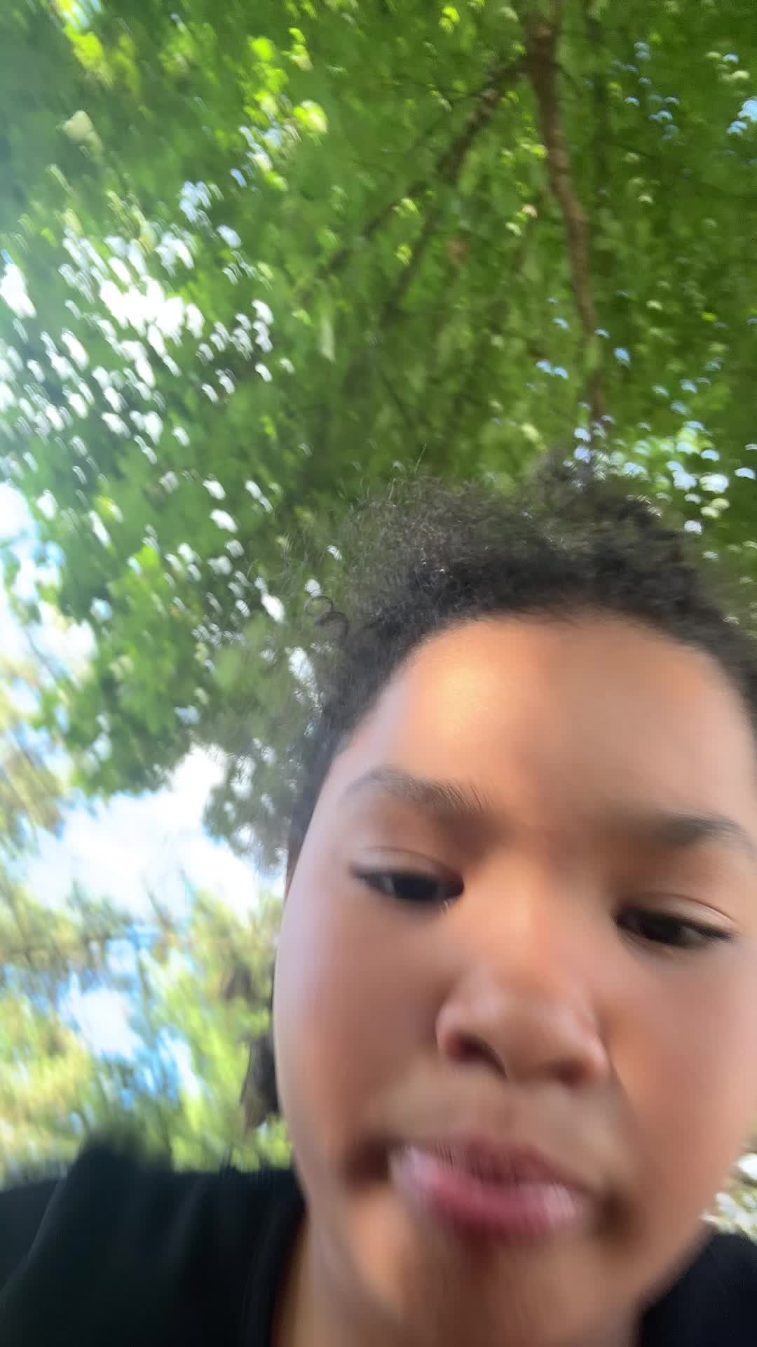 @(╥_╥)