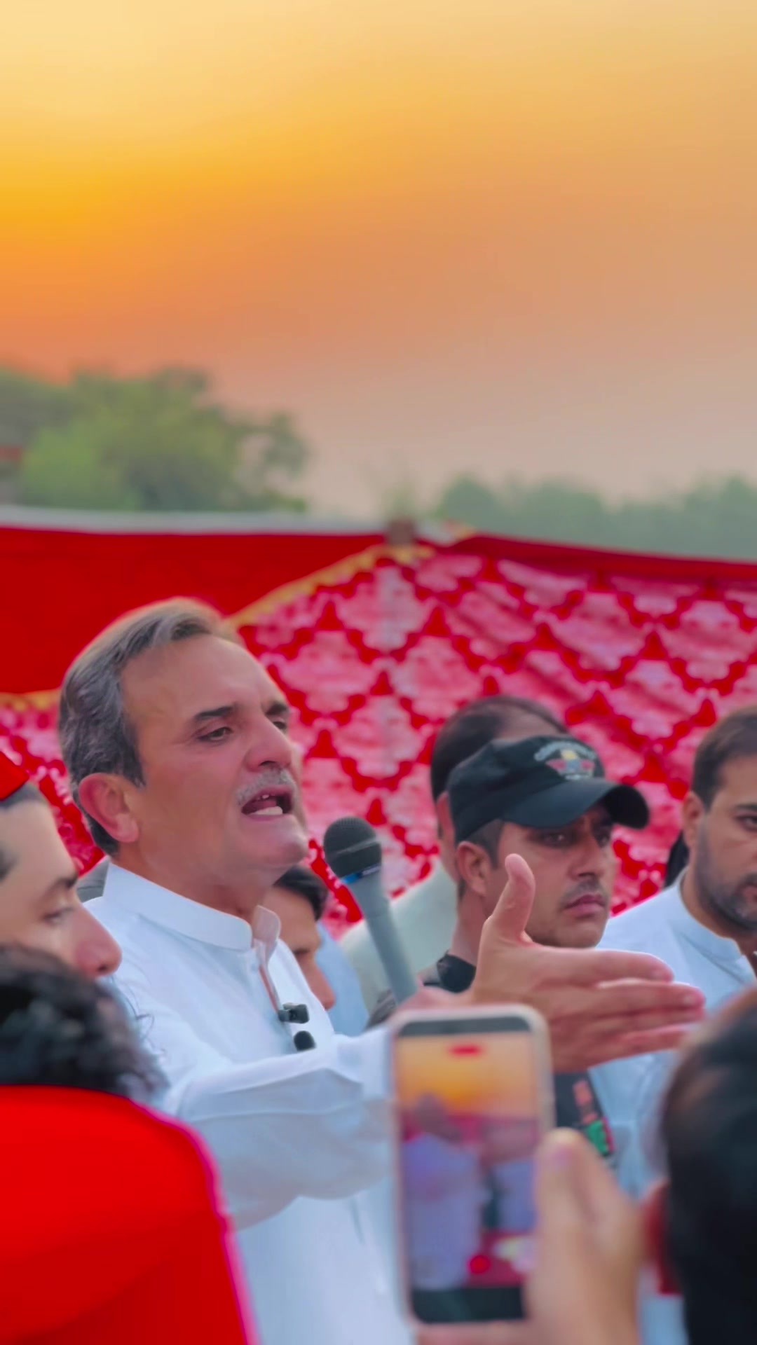 @𝙄𝙢𝙖𝙙 𝙈𝙖𝙣𝙙𝙤𝙤𝙧𝙞 🚩