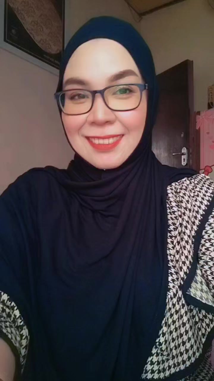 @Dhemylitha