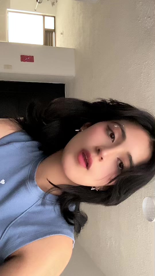 @Danielavaus