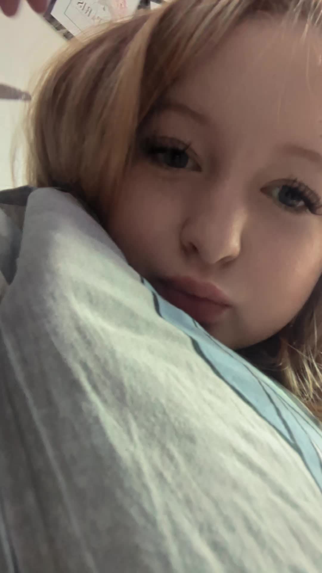 @⋆˚࿔ katie𝜗𝜚˚⋆