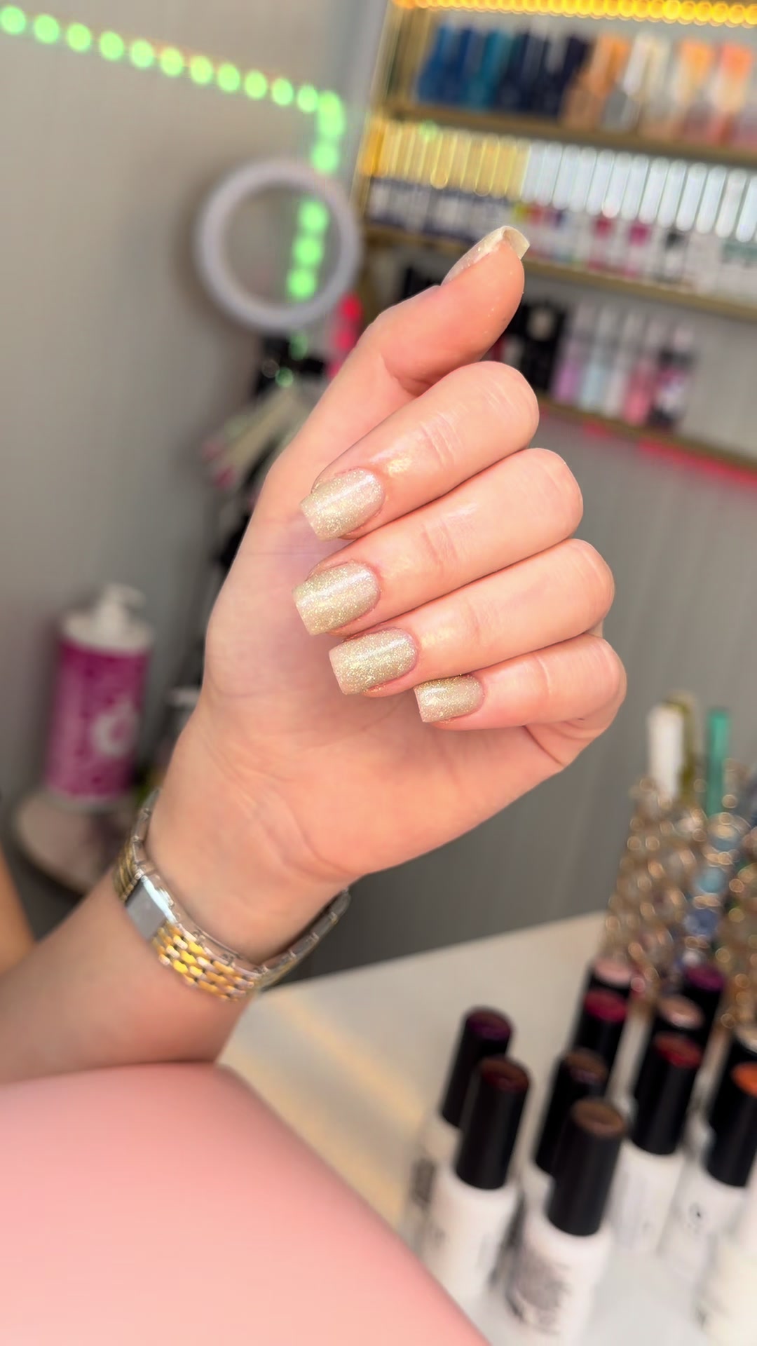 @Ati Nails Studio