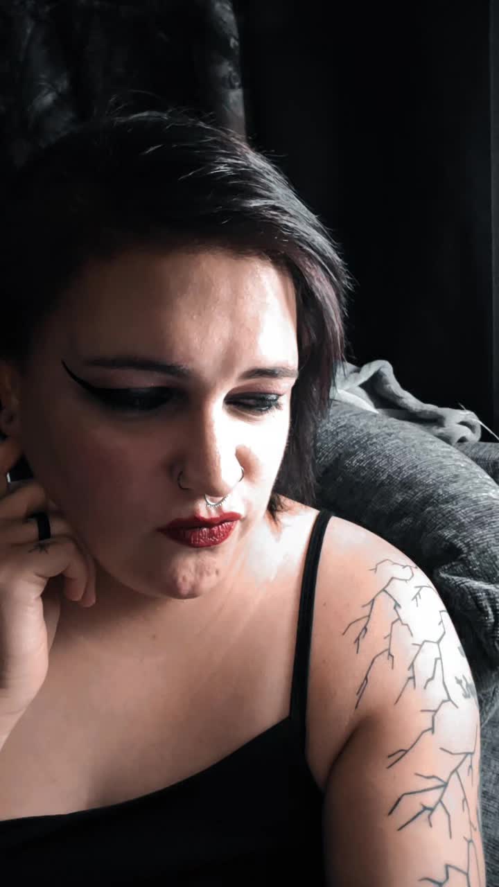 @🖤TattedNurse🖤