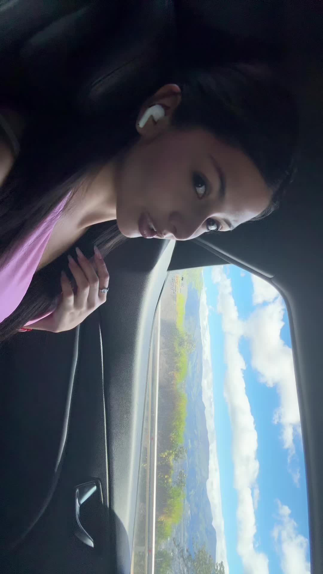 @Emilia Valentina