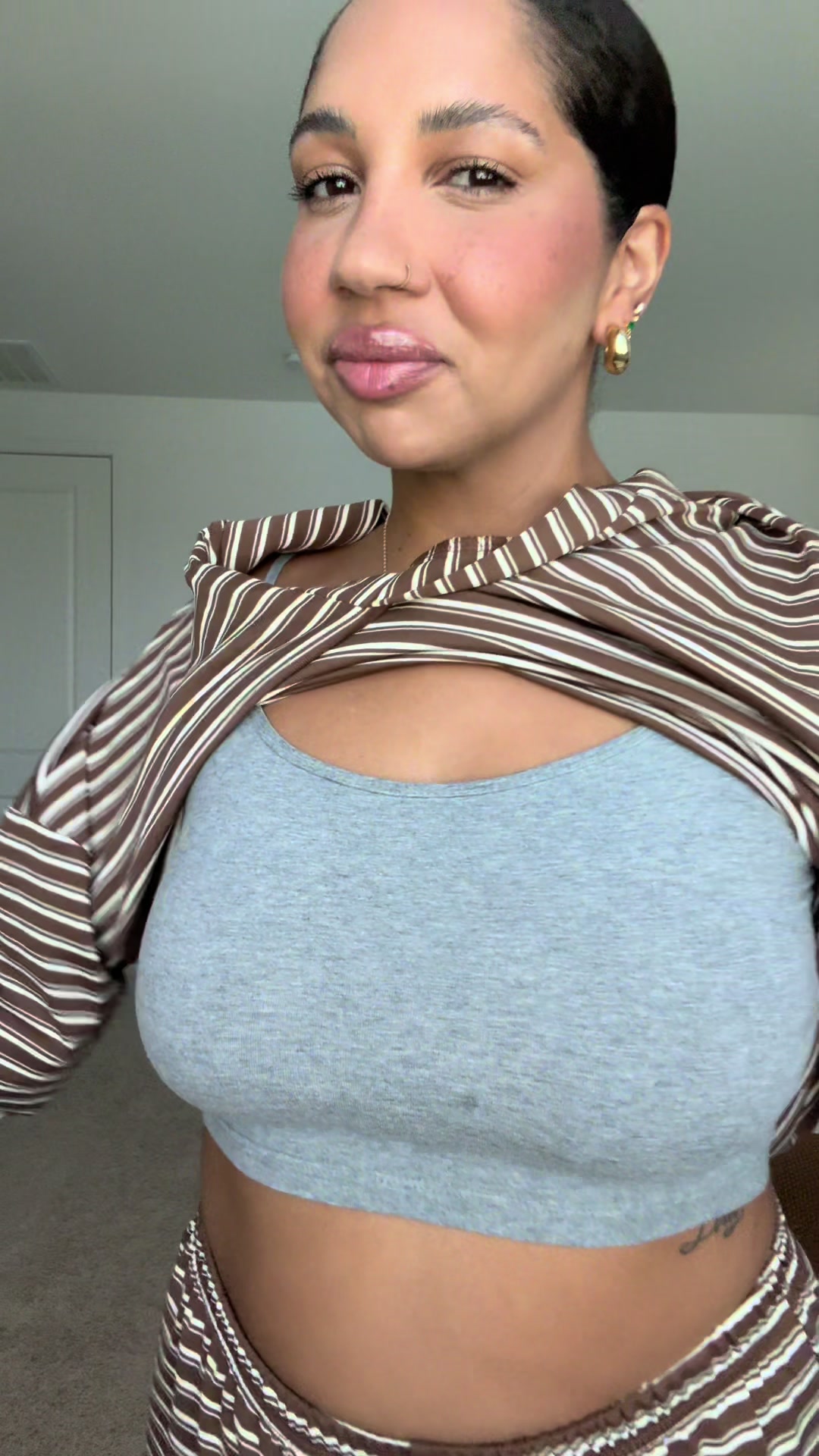 @Monique