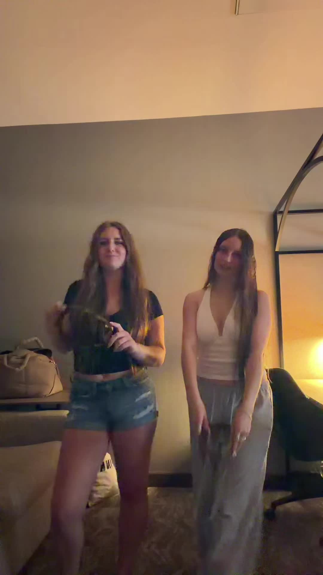 @Rileyyy