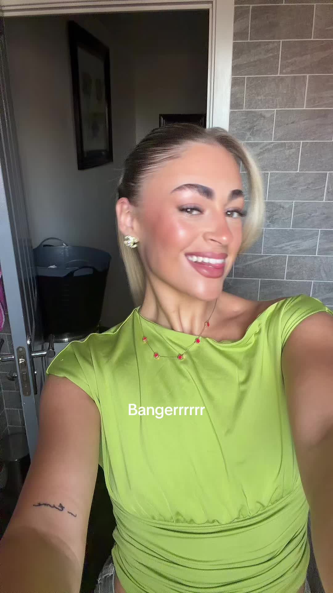 @ellececooper