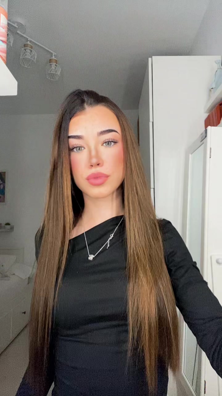 @𝐈𝐫𝐞𝐧𝐞 𝐌𝐨𝐫𝐞𝐧𝐨